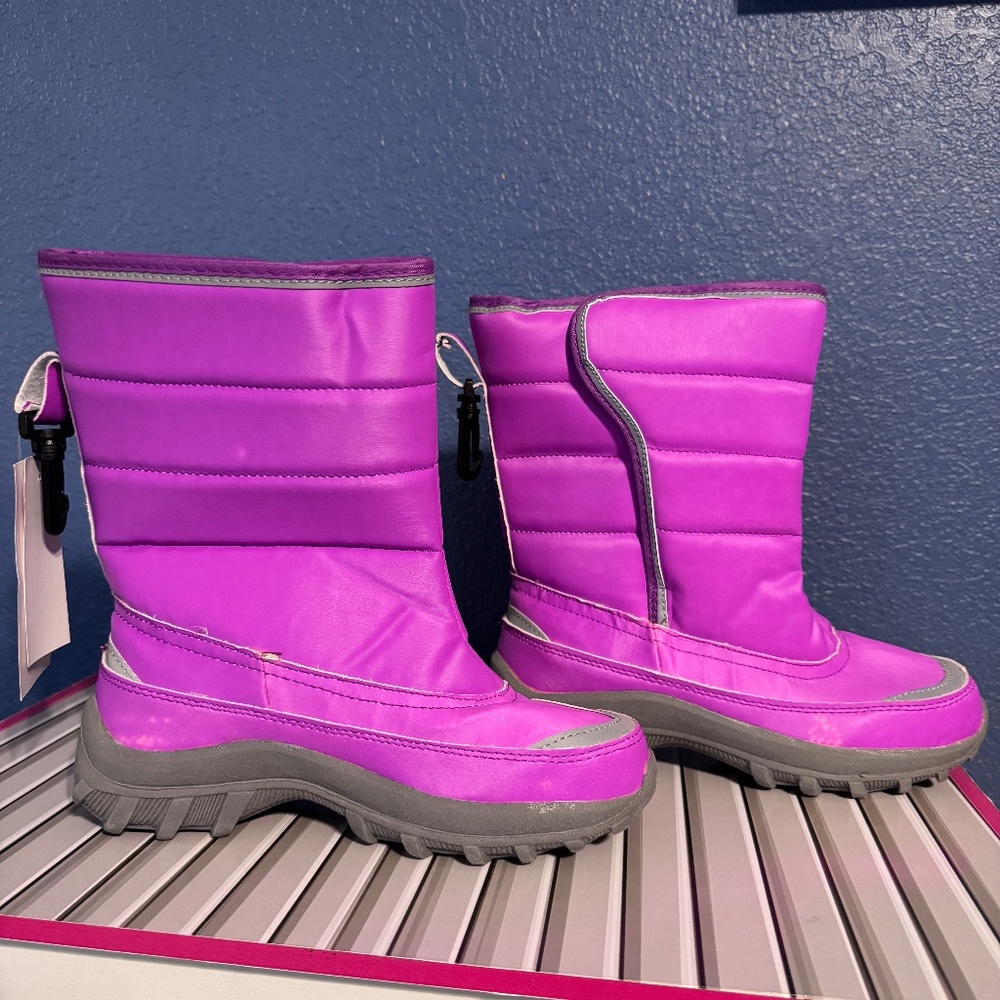 COLDFRONT Snow Boots~Size 6 women/girls~ NEW WITH TAGS💖💕